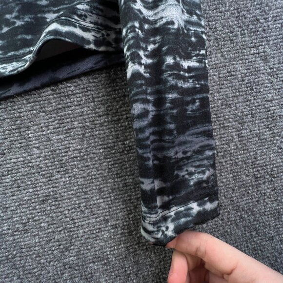 Nike Compression Women's 1/4 Zip Sweatshirt Size Small Abstract Long Sleeve - Picture 9 of 11